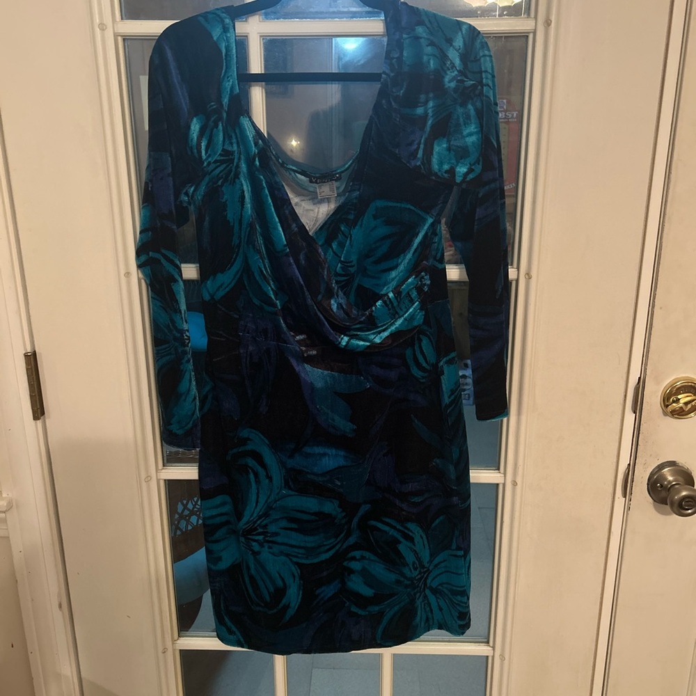 VENUS long sleeved velvet dress XL